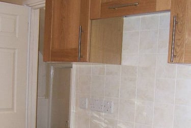 4 bed house, Applegarth avenue, Surrey, Guildford, GU28LP - Image 5
